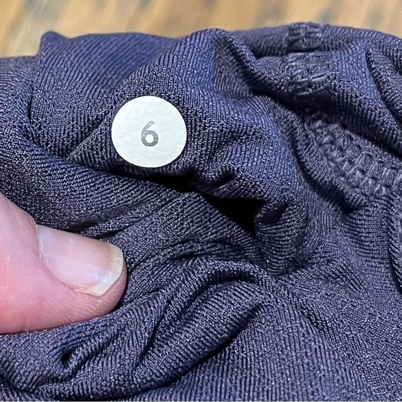 💜 LULULEMON Emerge Renewed Jacket – Size 6 - Picture 4 of 11